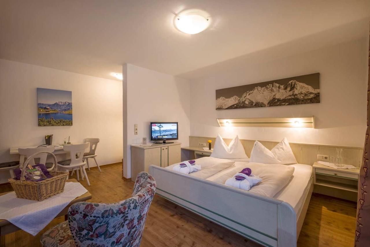 Appartements Am Roemerweg Oberndorf in Tirol Eksteriør billede